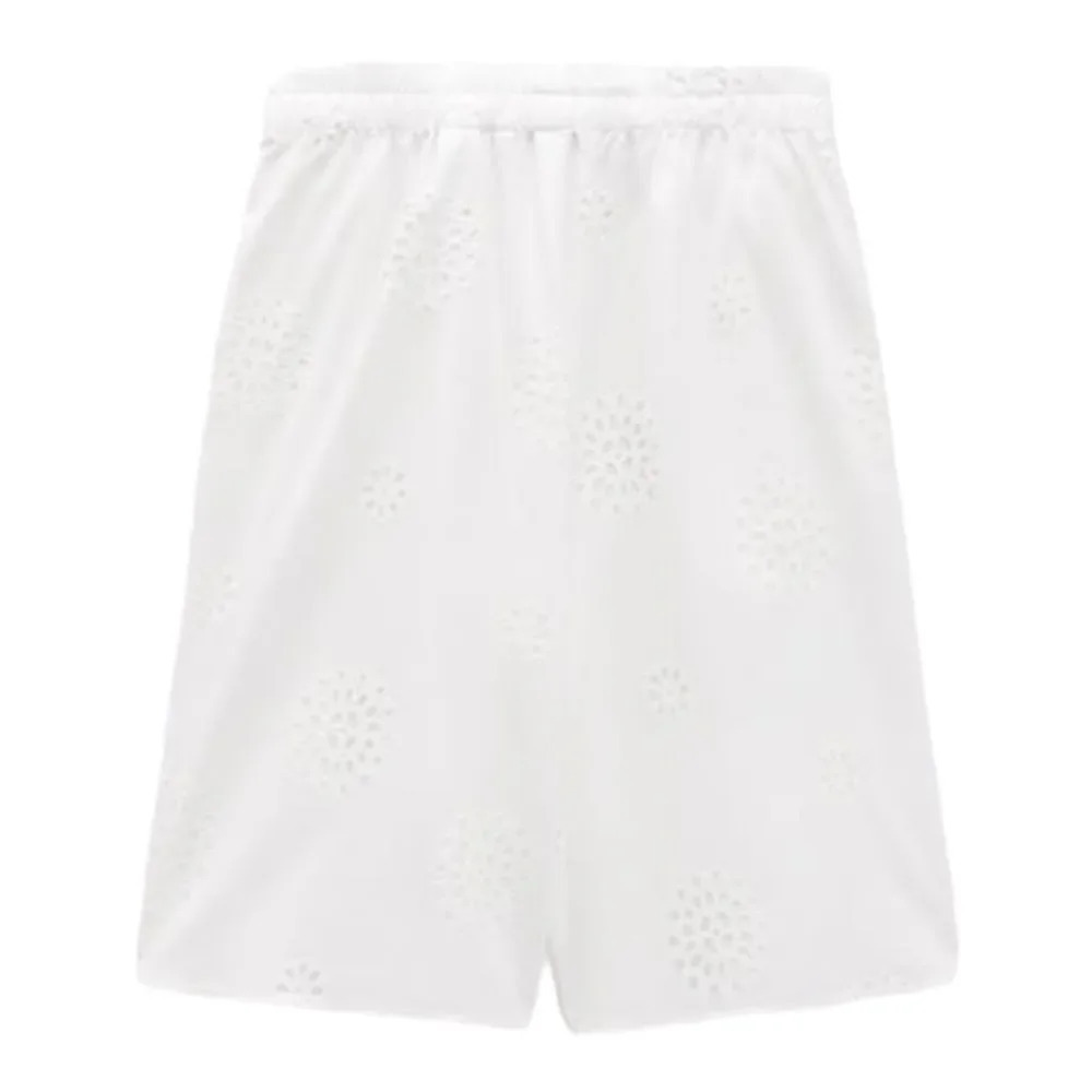 ZARA | White | EMBROIDERED LONG SHORTS - Picture 3 of 11